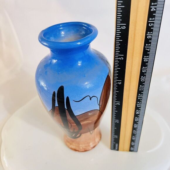 Vintage Clay Pottery Vase Hoover Dam Las Vegas Desert Cactus Sun of Arizona 1981 - Picture 8 of 8